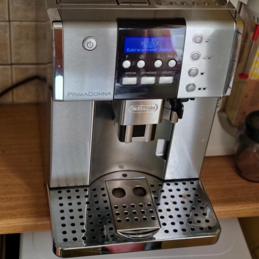 Alpha 1 Lägenhet Aten Exteriör bild